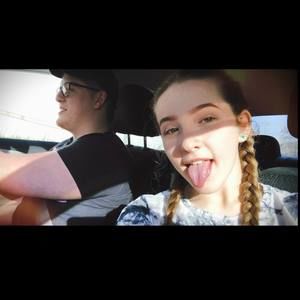 Meet your Posher, Mackenzie